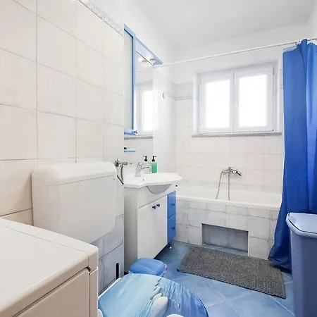 Apartamento Beach Front Apartment In Pula With Wifi Pula