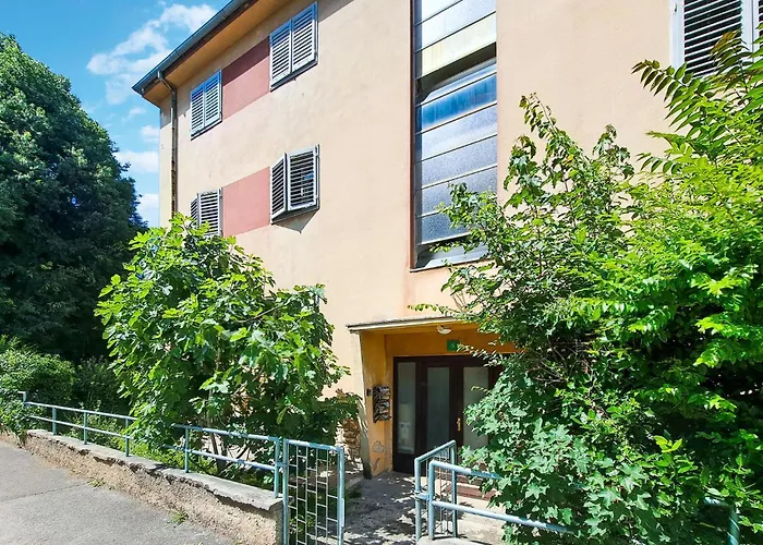 Διαμέρισμα Cozy In With Wifi Πούλα