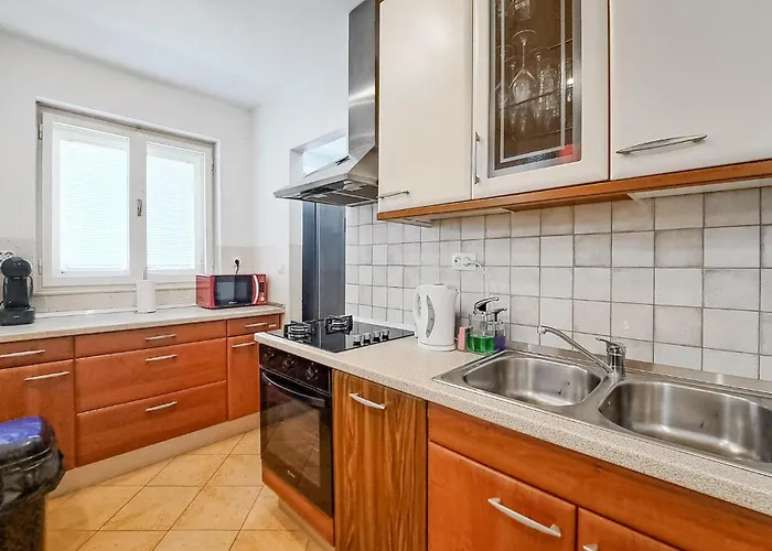 Cozy In With Wifi Πούλα