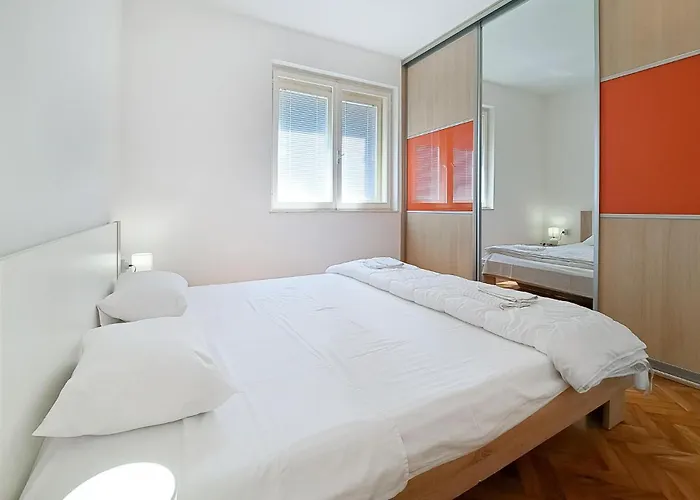 Cozy In With Wifi Πούλα